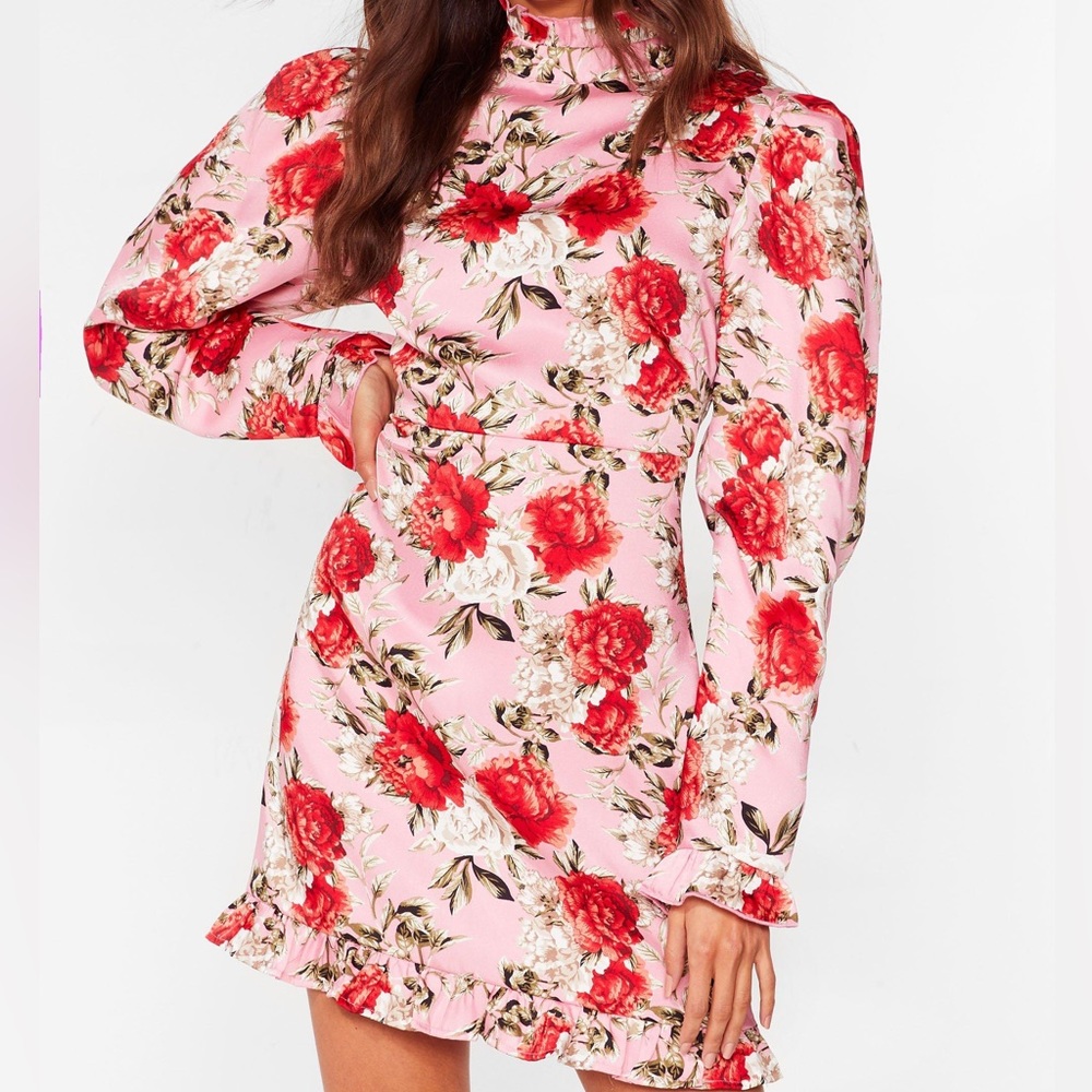 High neck floral mini dress by Nasty Gal.